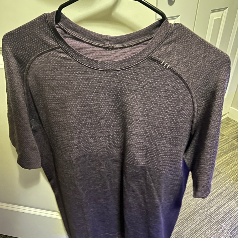 Men’s Metal Vent Tech Short-Sleeve Shirt